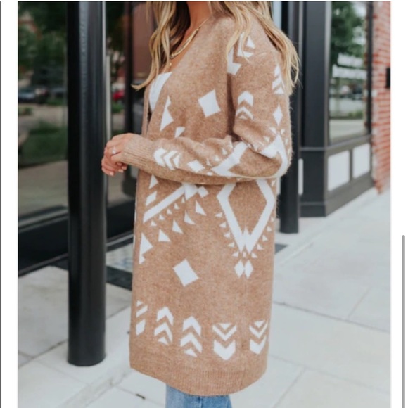 NWT Altar’d State Boho Aztec Taupe Tribal Print Cardigan Bohemian Sweater XS/S - Picture 2 of 4